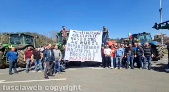 Viterbo - La manifestazione degli 80 trattori