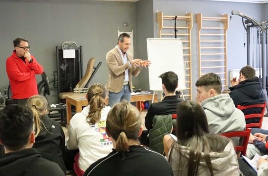 Viterbo - Corsi di mental coach al tennis club ViterboViterbo - Corsi di mental coach al tennis club Viterbo