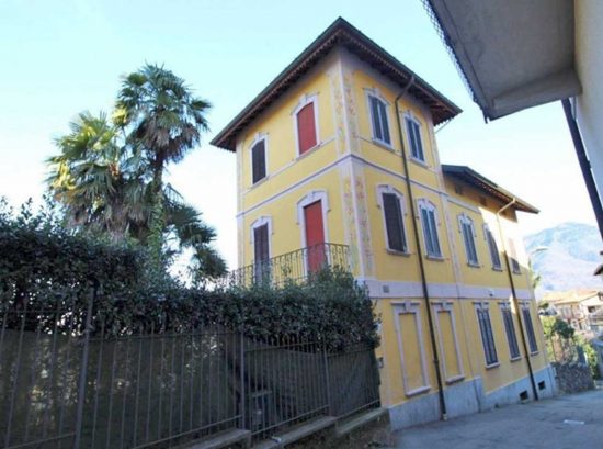 La villa di Gemonio dove viveva Umberto Bossi negli anni Novanta