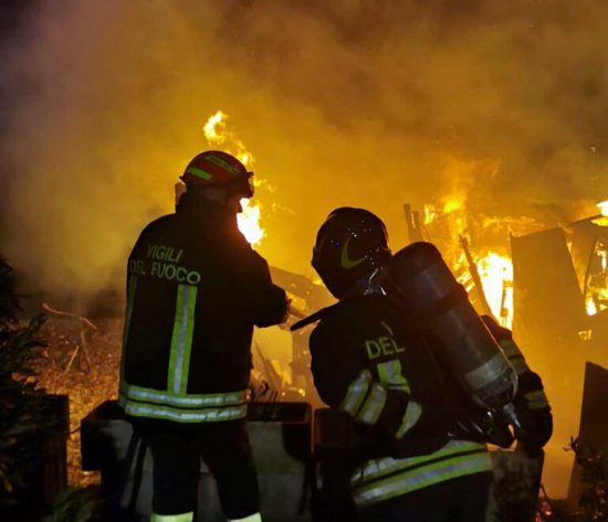 Santa Marinella – Incendio allo yacht club Castrum Novum