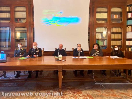 Viterbo - L'incontro in prefettura sull'emergenza profughi dall'Ucraina