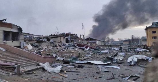 Guerra in Ucraina - Attacco missilistico contro una base militare a Yavoriv