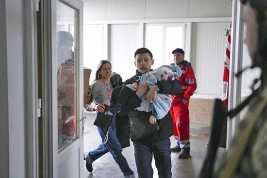 Guerra in Ucraina - Kirill, bambino di 18 mesi, ucciso dalle bombe a Mariupol
