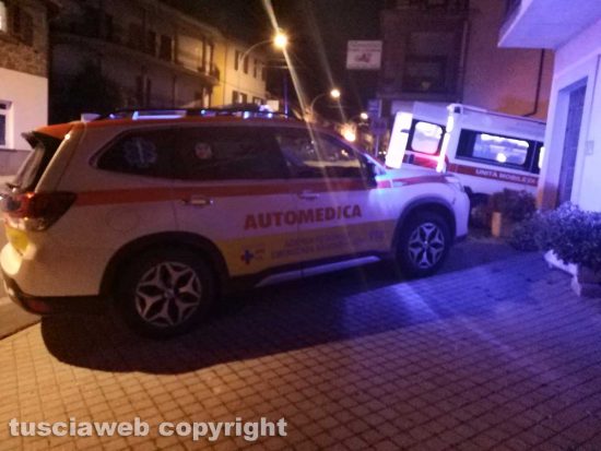 Montefiascone - Donna precipita dalla finestra a Zepponami
