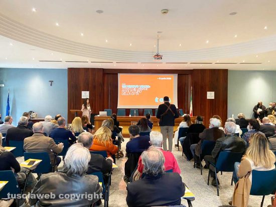 Viterbo - Conferenza stampa di Chiara Frontini alle Terme dei Papi