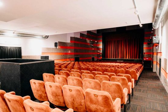 Sabato 23 aprile al Teatro con Panni Sporchi