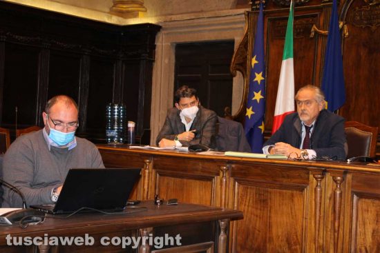 Viterbo Ambiente - Conferenza su appalto ponte