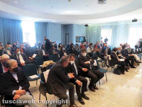 Viterbo - Il convegno sulla violenza di genere di Nsc e Mosap