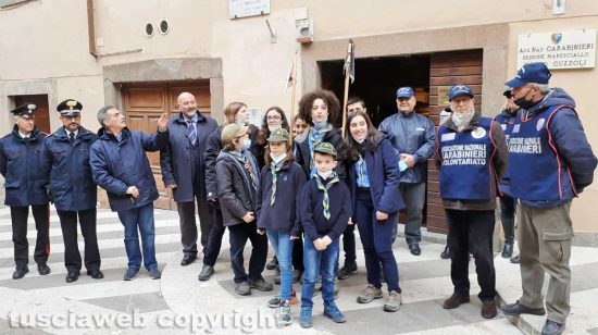 Viterbo - La raccolta per l'Ucraina dell'associazione Carabinieri e di Agesci