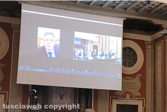 Università - Cerimonia di consegna degli attestati ai "manutentori del verde" del tribunale