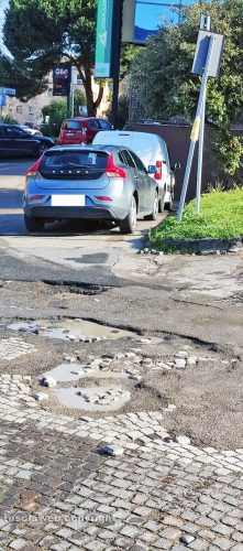 Viterbo - La pavimentazione di largo Africa