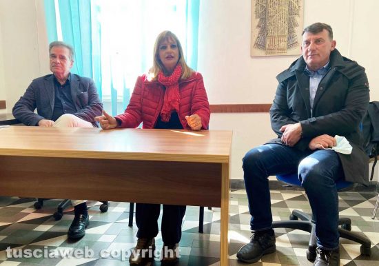 Viterbo - La conferenza stampa della Uil scuola