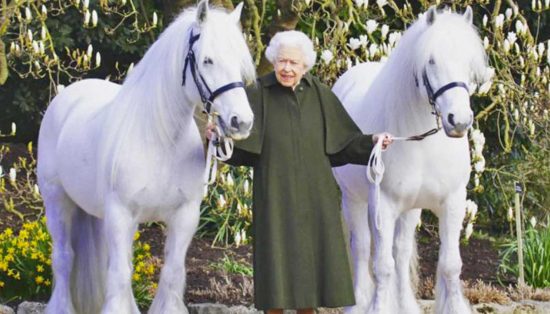 La regina Elisabetta compie 96 anni