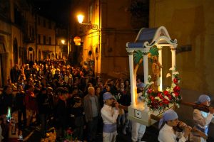 Canepina - La processione di Santa Corona