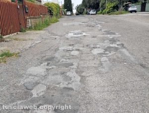Civitavecchia - Strada dissestata