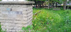 Viterbo - Degrado nel giardino di piazza Donna Olimpia a San Martino al Cimino
