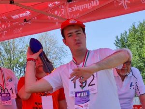 Asd Sorrisi che nuota Eta Beta al meeting di atletica leggera Special olympics