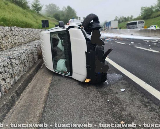 Orte - Auto contro camion