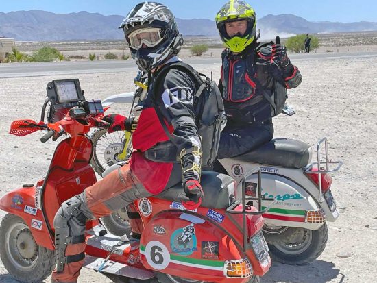 Gli equipaggi delle due Vespe alla 55esima Norra Mexican 1000
