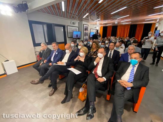 La presentazione di "Una biblioteca"