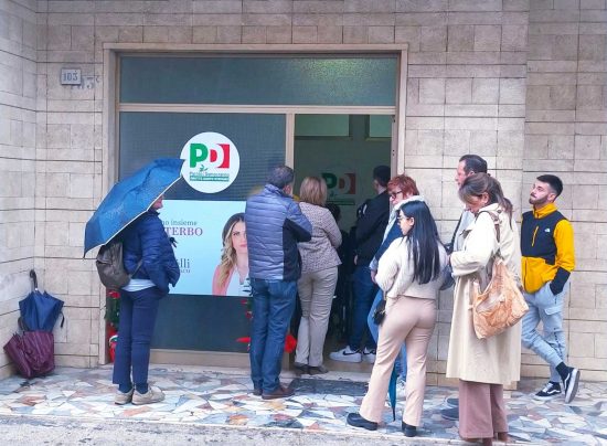 Viterbo - Alessandra Troncaelli inaugura il Comitato e sede del Pd a Grotte Santo Stefano