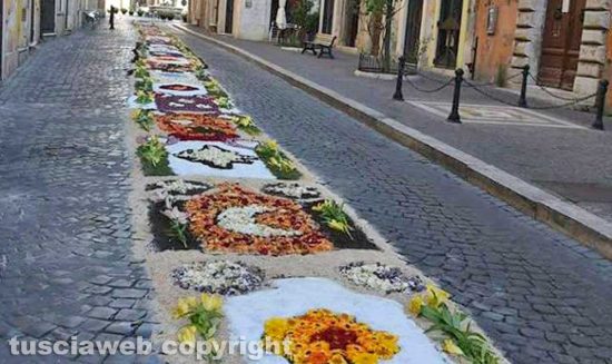 Civita Castellana - L'infiorata