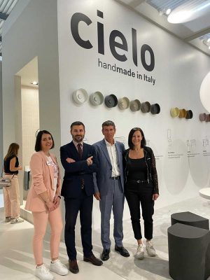Milano - Luca Giampieri e Giovanna Fortuna al Salone del mobile