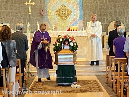 Viterbo - Il funerale di Loretta Zanobbi