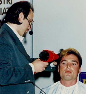 Viterbo - Alfredo Lucaccioni a una manifestazione di acconciatura
