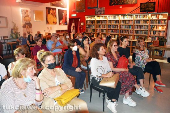 Viterbo - L'incontro di Troncarelli con la scuola