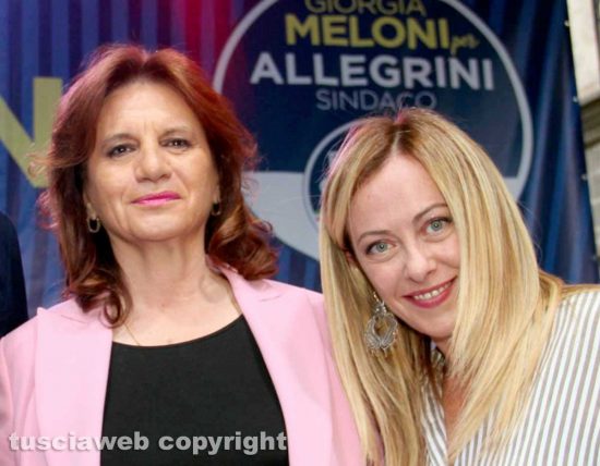 Giorgia Meloni con Laura Allegrini