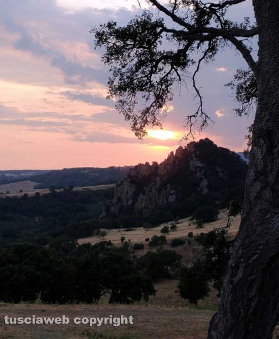 Cerveteri - Tramonto sulle Dolomiti del Lazio