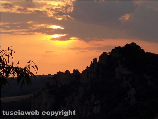 Cerveteri - Tramonto sulle Dolomiti del Lazio