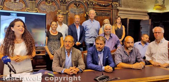 Viterbo - La nuova sindaca e la presentazione della giunta comunale