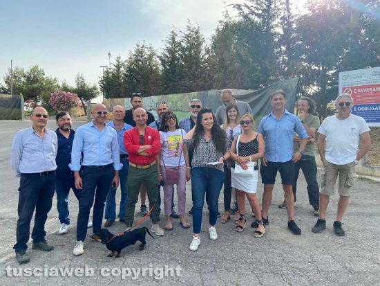 Viterbo - Chiara Frontini all’incontro davanti la discarica