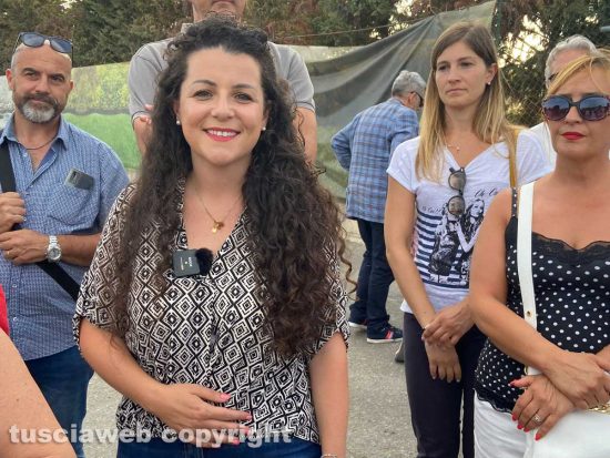 Viterbo - Chiara Frontini all’incontro davanti la discarica
