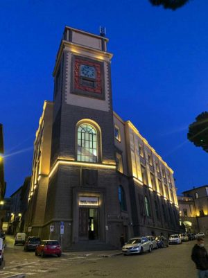 Palazzo poste Italiane in via Ascenzi