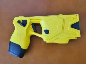 Taser in dotazione alle forze dell'ordine