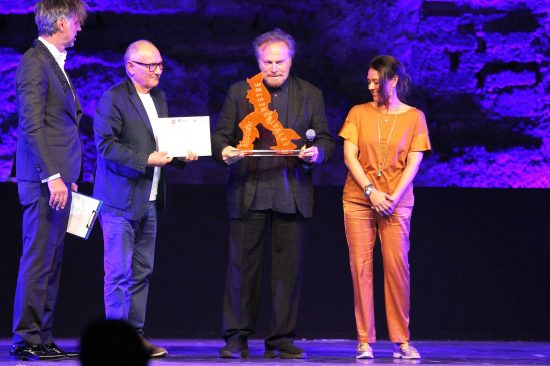 Nepi - Festival internazionale della danza e delle danze, la premiazione dell'attore Franco Nero