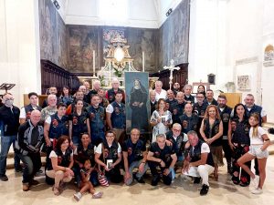 Cittaducale - Gruppo Viterbo Chapter con la tela di Santa Rosa