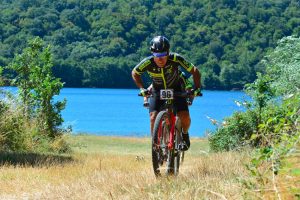 Sport - Mountain bike - La corsa "Rave bike lago di Mezzano"