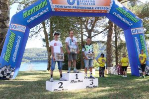 Sport - Mountain bike - La corsa "Rave bike lago di Mezzano"