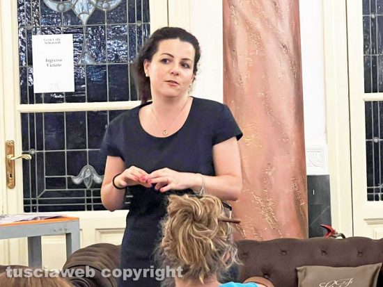 Viterbo - Chiara Frontini incontra i commercianti