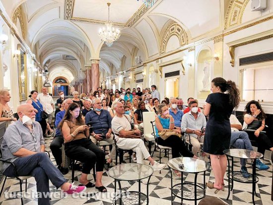 Viterbo - Chiara Frontini incontra i commercianti