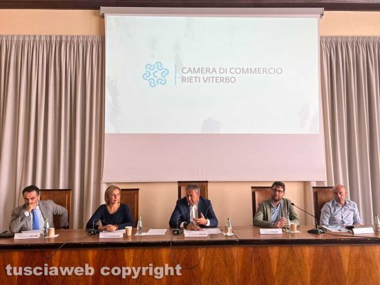 Viterbo - Camera di Commercio - Primo rapporto economico