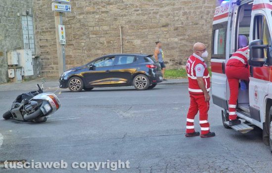Viterbo - L'incidente in via Del Massaro