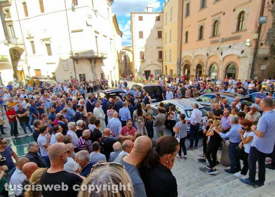 Orte - I funerali di Walter Pernazza