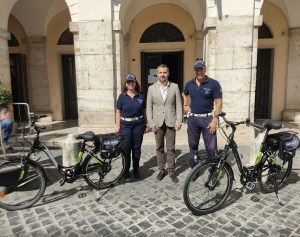 Civita Castellana - Biciclette elettriche alla polizia locale