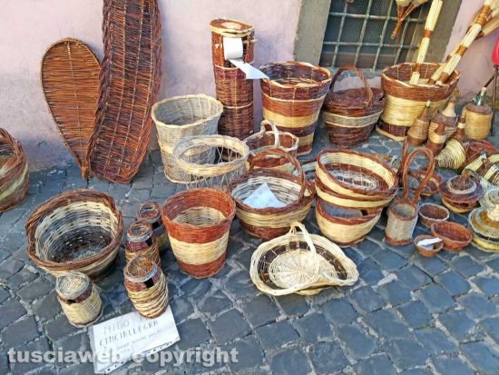 Montefiascone - Festeggiamenti per San Bartolomeo - La fiera dei canestri 
