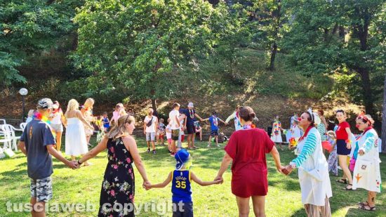 Viterbo - La festa con la comunità ucraina organizzata nella struttura di San Martino